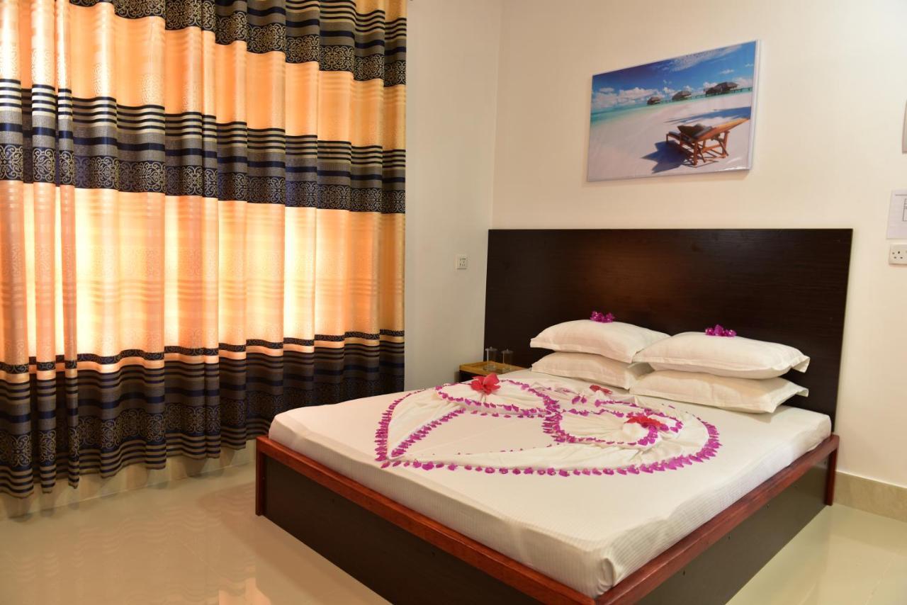 Moodhumaa Inn Guraidhoo  Dış mekan fotoğraf